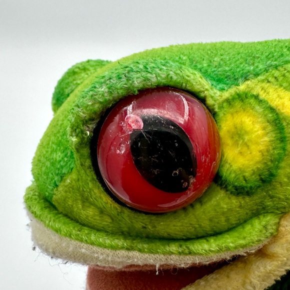 Folkmanis Red Eyed Tree Frog Hand Puppet - Picture 5 of 9